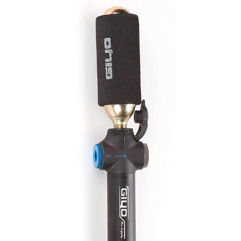GIYO MTB Telescopic Mini Inflator + CO2 Cartridge