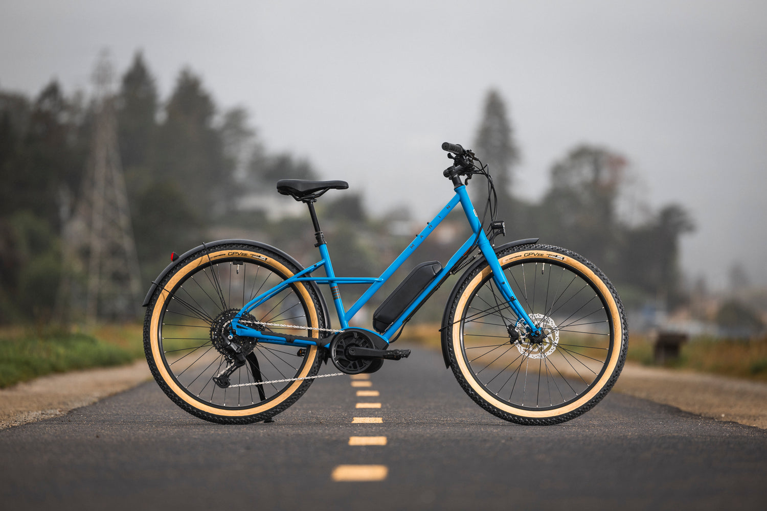 MARIN Larkspur E 2025